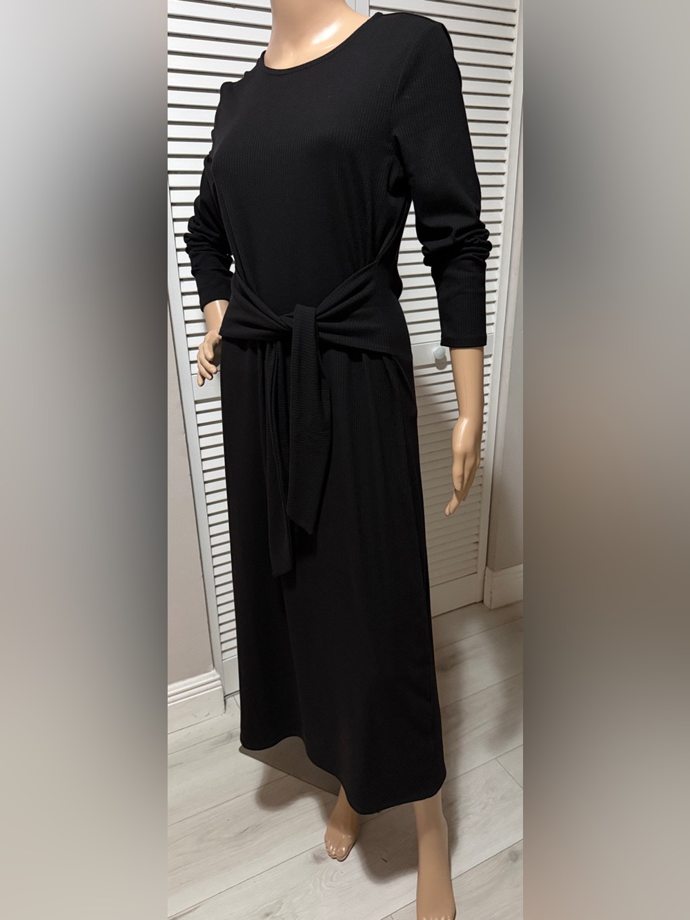 Magaschoni Black Textured Knit Maxi Dress w/ Waist Tie – NWT Size Large